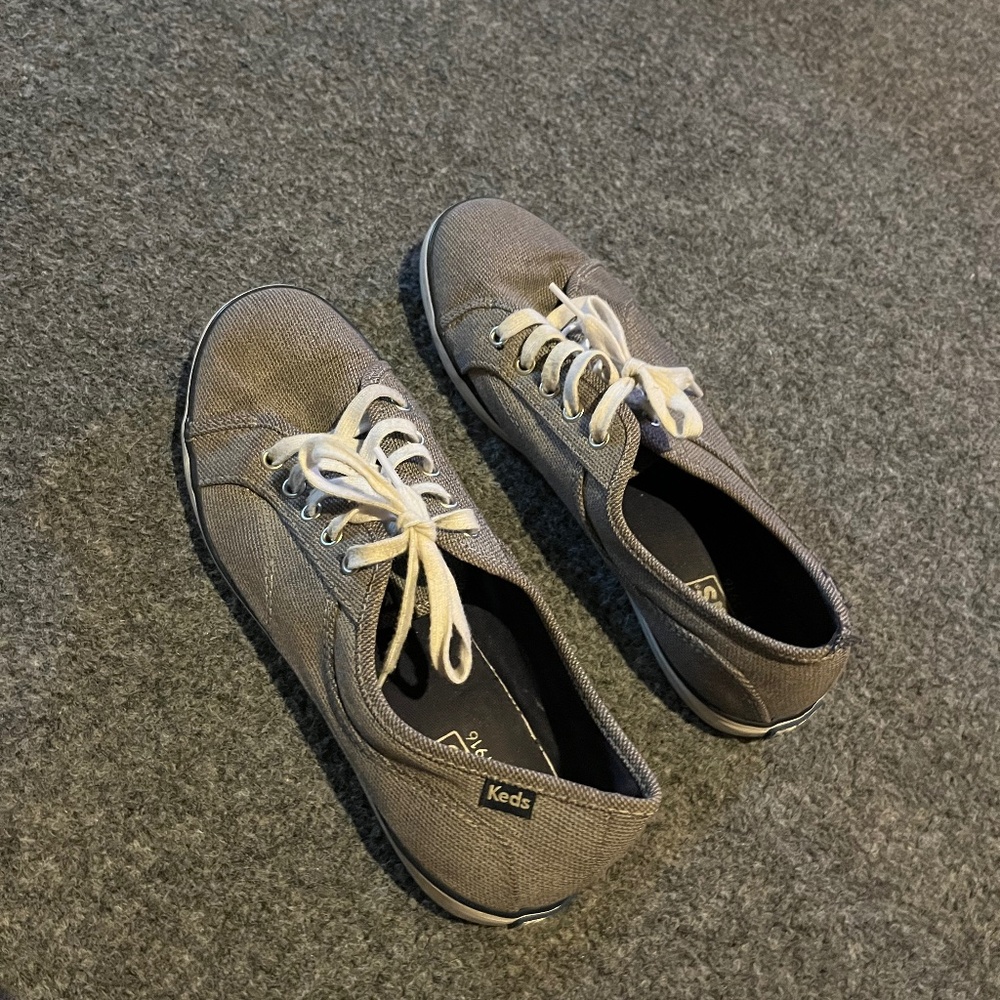 Keds navy blue canvas shoes women size 8
